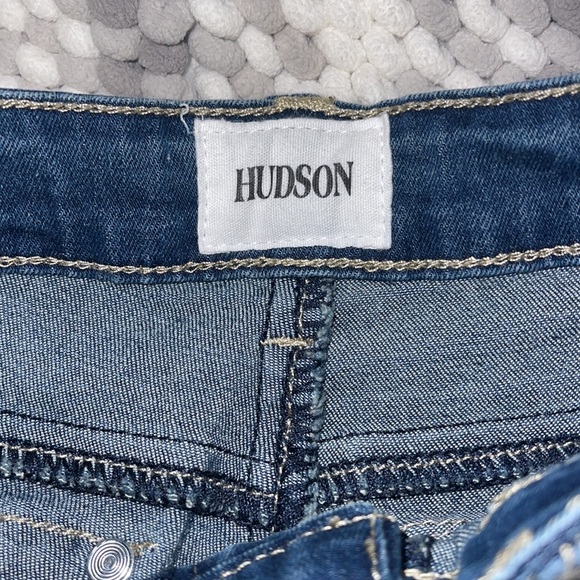 Girls Hudson Distressed Jean Shorts. Adjustable Waist. Size 16 Great Condition!! - Picture 4 of 9